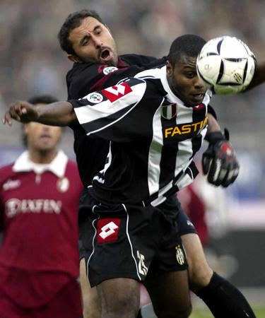 斯基拉：那不勒斯派球探考察诺顿-库菲，阿森纳有转会分成（斯基拉：那不勒斯考察诺顿-库菲，阿森纳拥有转售分成条款）