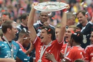 替补登场改变比赛节奏（替补上场扭转比赛节奏）