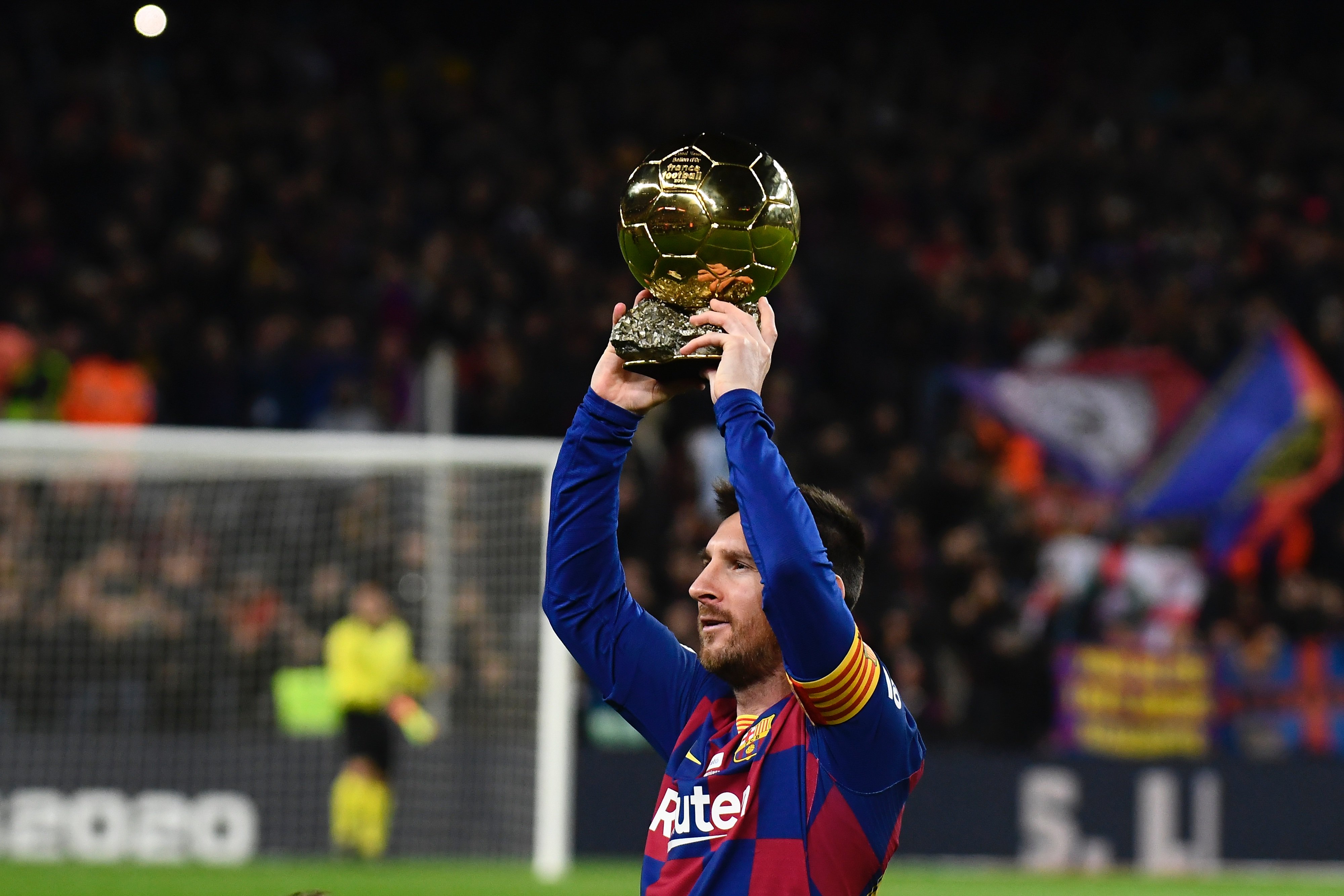 默特萨克：我们想培养球员的场内外品质；为阿森纳工作是荣幸（默特萨克：专注提升球员场上场下素养，能为阿森纳效力深感荣幸）