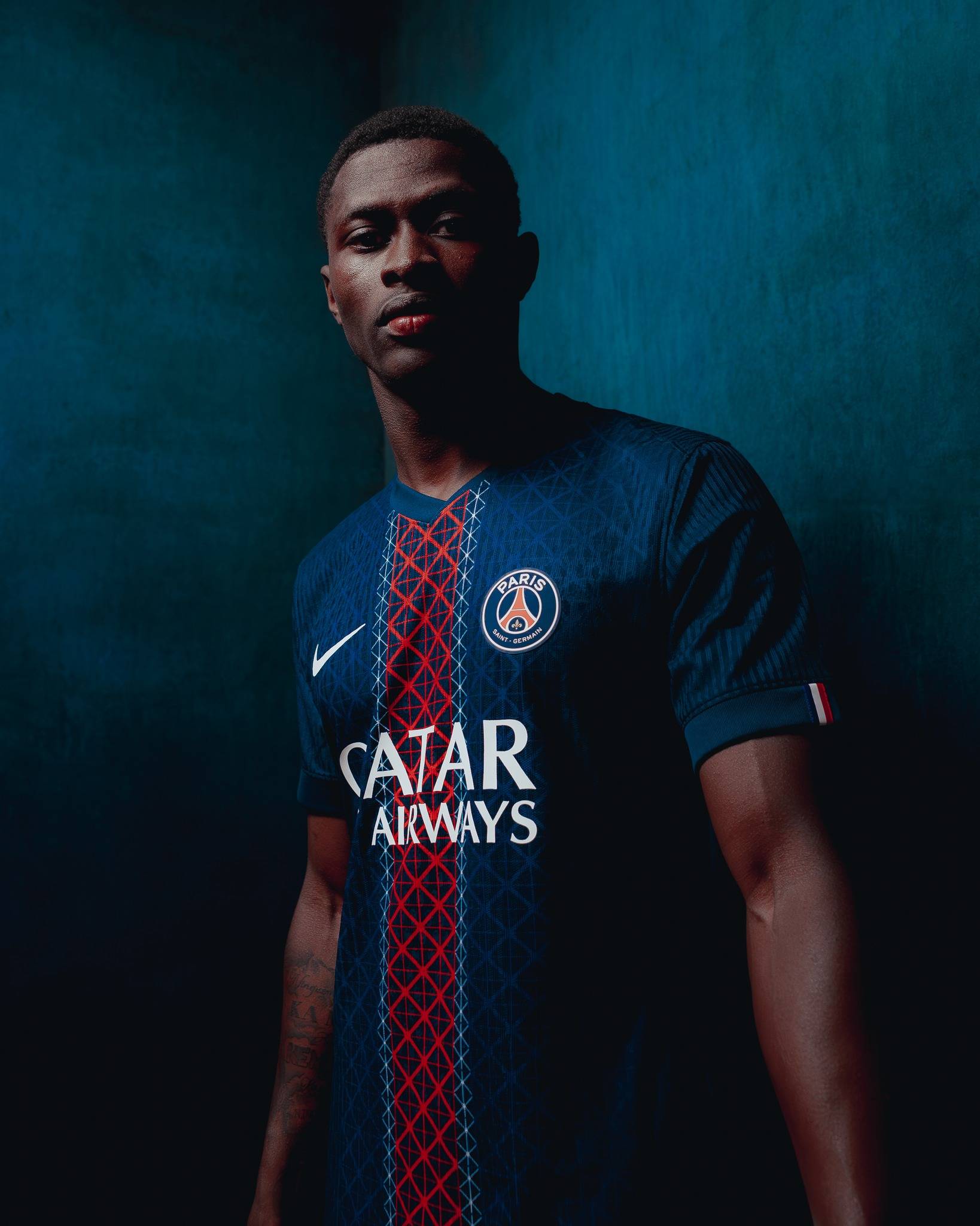 TA：不少人希望迈阿密输球，但也认为他们夺冠对联赛有好处（TA：许多人盼迈阿密落败，却认为其夺冠有益联盟）