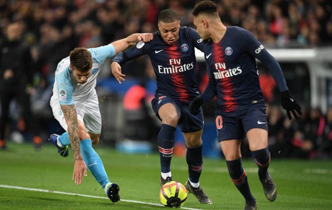 苏亚雷斯训练前讲话：降级责任在我，顺境和逆境我们都要接受（苏亚雷斯训前发言：降级责任我来扛，顺境逆境都要坦然接受）