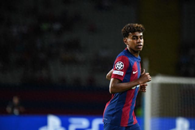 马特拉齐：我心中的第一永远是穆帅，他是最有魅力的人之一（马特拉齐：穆帅在我心中始终排第一，他魅力非凡）