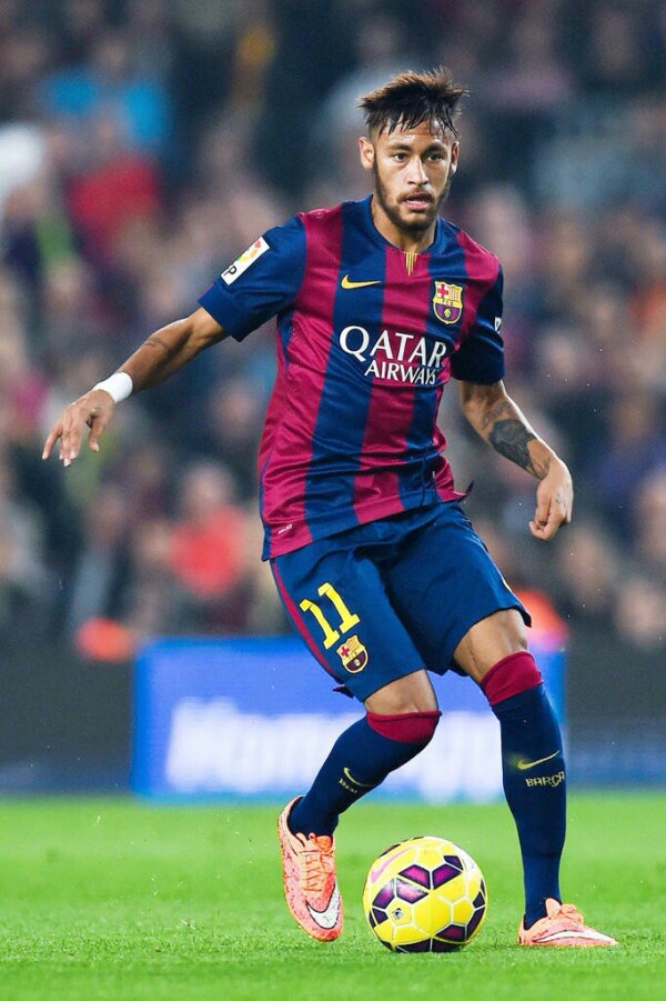 尤文vs乌迪内斯：伊尔迪兹、乔纳森-戴维首发，麦肯尼出战（尤文迎战乌迪内斯：伊尔迪兹、乔纳森-戴维首发，麦肯尼在列）