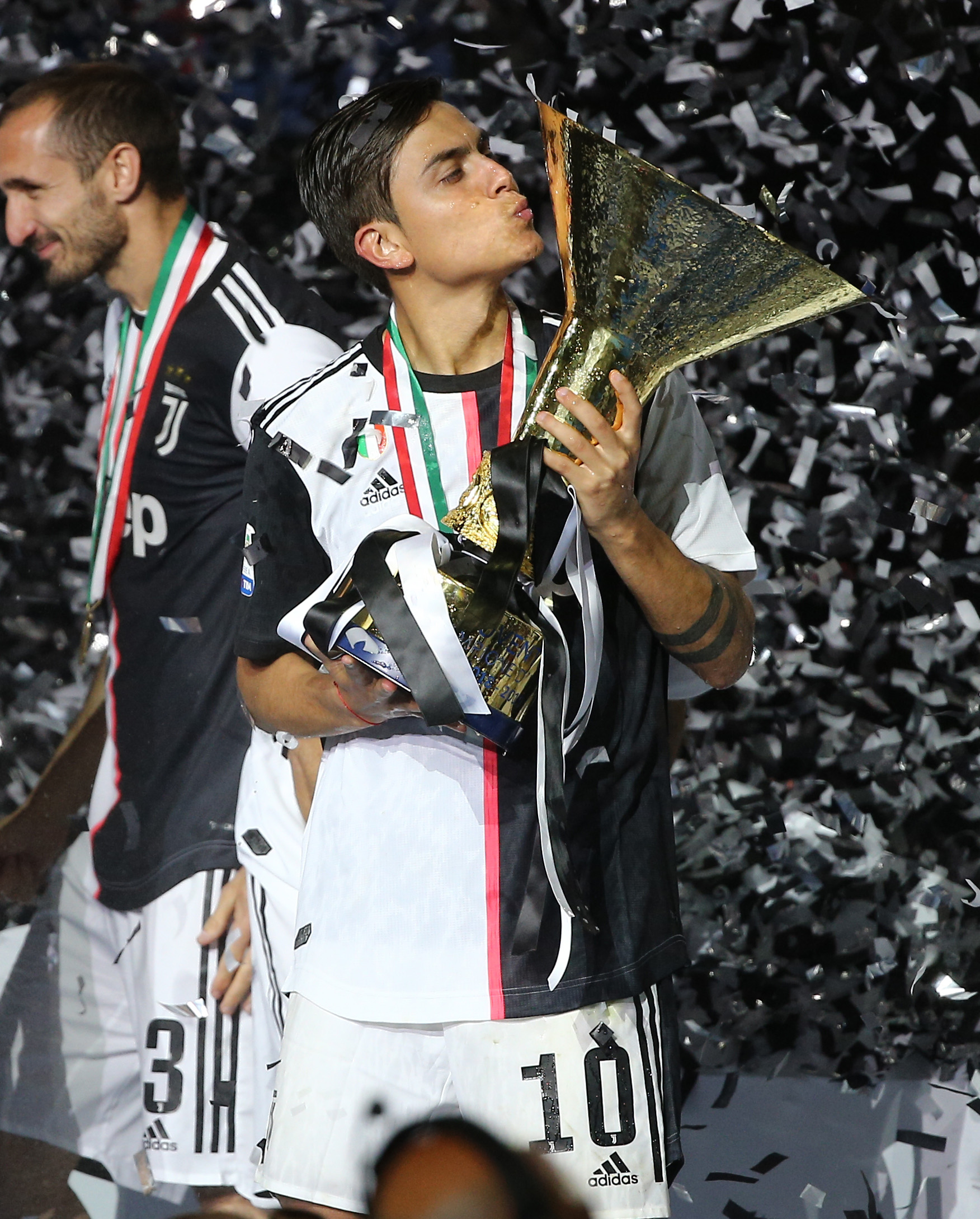 皮耶罗：尤文存在环境问题，心态轻松的球员来这之后都变沉重（皮耶罗：尤文氛围有问题，原本轻松的球员加盟后也会变得沉重）