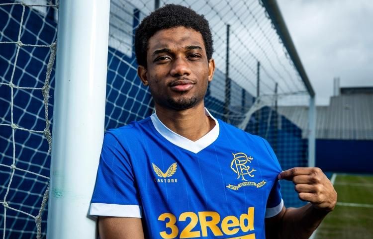 中国太保 ｜ 中国女排豪取世联赛香港站三连胜（中国太保 ｜ 中国女排世联赛香港站实现三连胜）