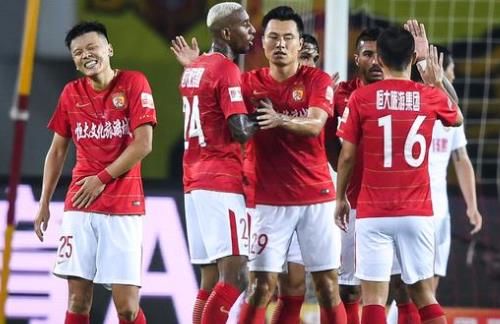 孔帕尼：控球是为了处于有利进攻位置；希望保护足球的创造力（孔帕尼：控球为进攻创造优势，盼守护足球的创造力）