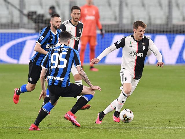 切尔西锋线低迷导致攻击乏力（锋线不振拖累切尔西进攻）